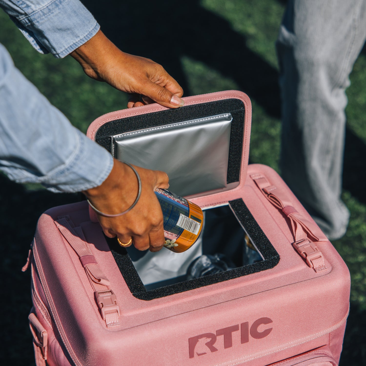 Everyday Wheeled Cooler image 17