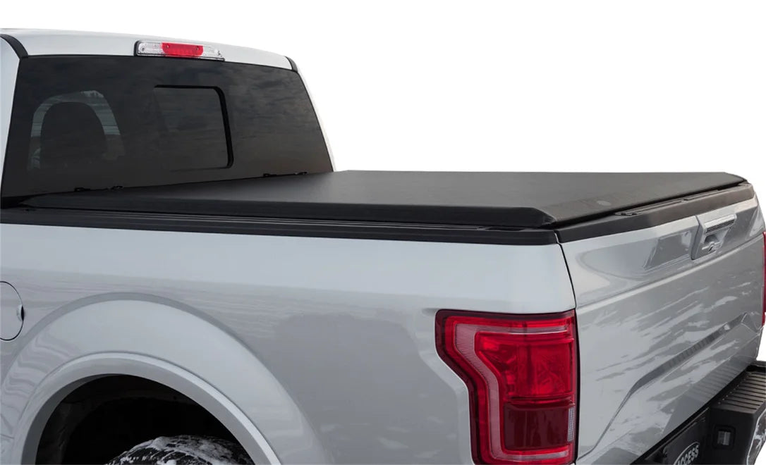 Access 33219 - Literider 16-19 Titan XD 6ft 6in Bed (Clamps On w/ or w/o Utili-Track) Roll-Up Cover